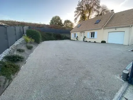 aménagement extérieur à Montfort-le-Gesnois - image 3
