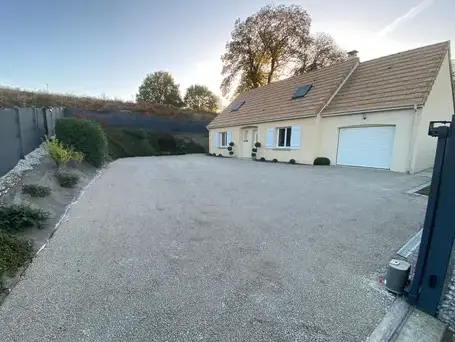 location de pelleteuse avec chauffeur à Ruaudin - image 2